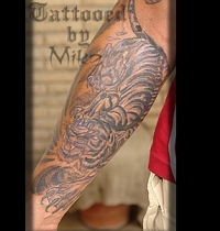 MikeDSC00112tattoo